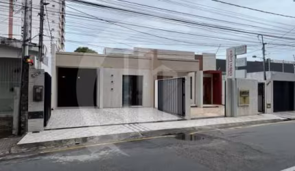 Comercial Casa em Aracaju