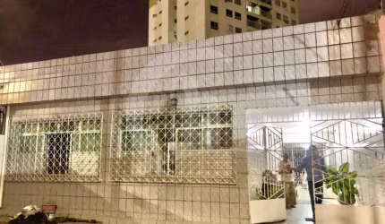 EXCELENTE CASA À VENDA LOCALIZADA NO BAIRRO SALGADO FILHO