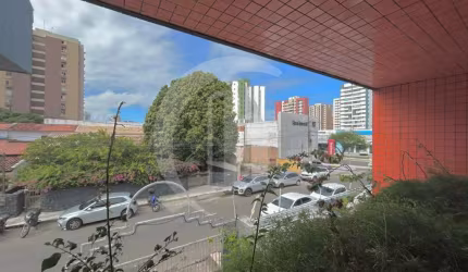 Predio Comercial com 2 pavimentos, em excelente estado de conservação