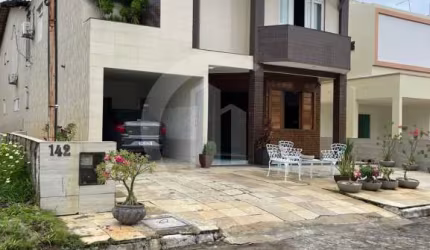 Casa á venda condomínio fechado