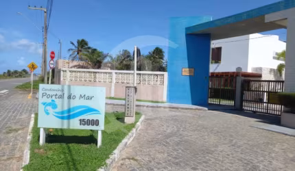 Lote à venda no Condomínio Portal do Mar