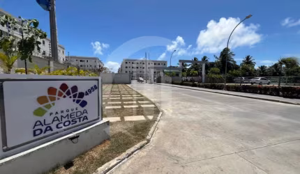 Apartamento de 41m² com 2 Quartos para Locação na Barra dos Coqueiros