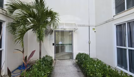 Apartamento à Venda no Condomínio Alameda da Costa