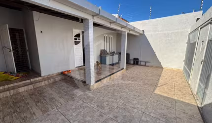 Casa à venda no bairro Jabotiana