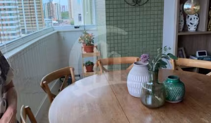 Apartamento à Venda no Condomínio Portal do Garcia  Av. Jorge Amado