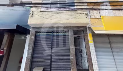 Casa Comercial de 230m² para Locação no Bairro Centro
