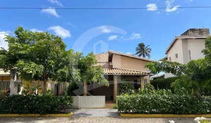 Casa à Venda no Condomínio Portal dos Trópicos - Próximo à Praia!