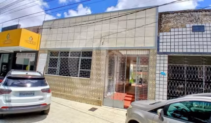 Casa à Venda no Bairro Santo Antônio ? Espaço para Toda a Família