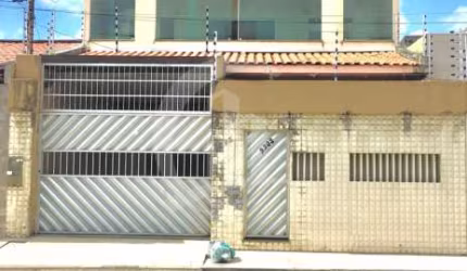 Casa à Venda no Bairro Cirurgia 130m²