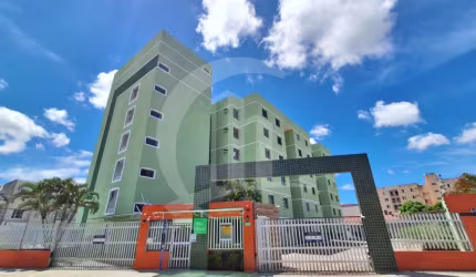 Ótimo apartamento no Cond. Baía Formosa, localizado no bairro Farolândia.