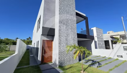 Casa 1º Andar Belíssima à Venda no Condomínio Sol e Praia