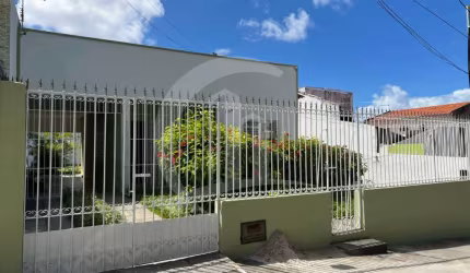 Casa à Venda no Conjunto Sol Nascente
