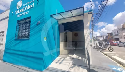 Sala Comercial com Móveis Modulados Disponível para Locação Bairro São José