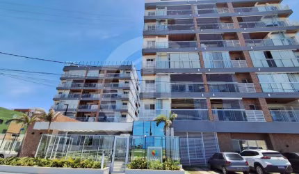 Apartamento em ótima localização no bairro Atalaia com excelente vista para o mar