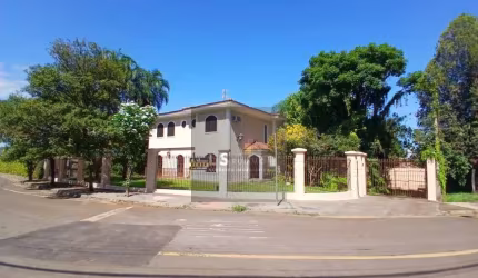 CASA COMERCIAL À VENDA - PRÓXIMA AO HOSPITAL EVANGÉLICO