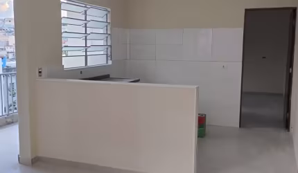 Casa nova com quarto grande