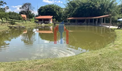 Sítio com infraestrutura completa