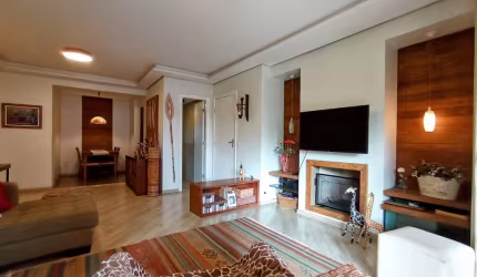 Apartamento Amplo na Rua Cantagalo!!!
