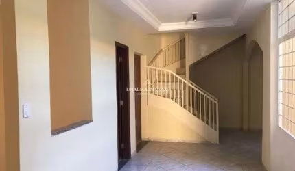 Sobrado à Venda na Av. Senador Metelo - Região central de Cuiabá