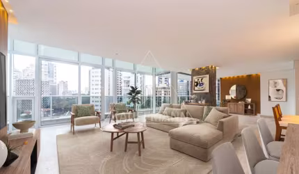 Apartamento à Venda no Itaim Bibi - 2 Dormitórios, 2 Suítes, 3 Vagas, 200m² A.T