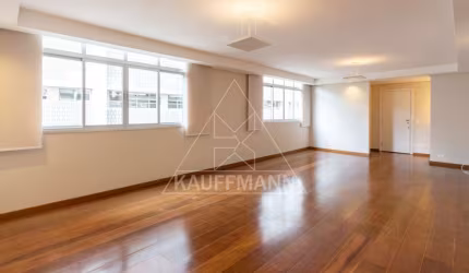 Apartamento à Venda  em Higienópolis com 3 Dormitórios, 1 Suíte, 2 Vagas e 170m² A.U