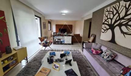 Apartamento de 177m² útil em Perdizes com 3 Suítes e 3 Vagas - À Venda