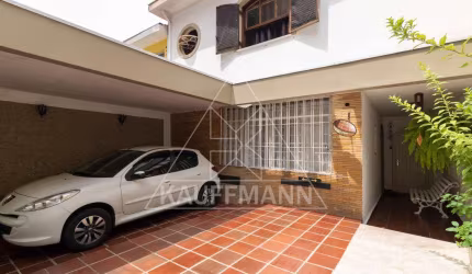Casa à Venda em Vila Madalena:  3 Dormitórios | 2 Vagas | 160m² de Área Útil