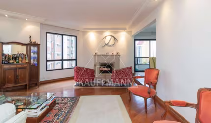Apartamento em Perdizes á venda 4 dormitórios sendo 3 Suítes , 3 vagas -  210m²util.