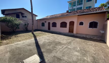 Casa Independente – 1 Quarto / 1 Banheiro – ID: 2438/33