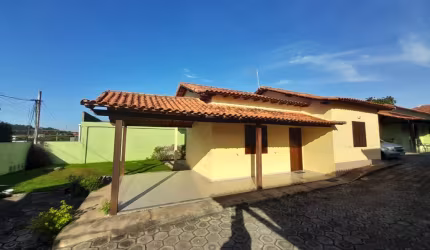 Casa em condomínio – 2 Quartos / 1 Banheiro – ID: 2446/