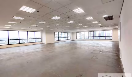 Conjunto Comercial para alugar - Alphaville - Barueri/SP
