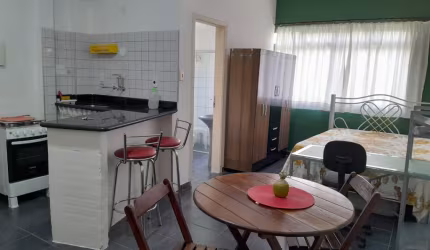 Aluga-se Kit mobiliada em ótima localização na Bela Vista