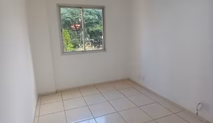Aluga-se Apartamento 02 dormitórios Bela Vista com vaga
