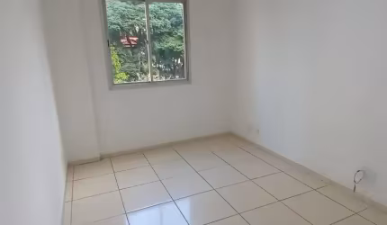 Aluga-se Apartamento 02 dormitórios Bela Vista com vaga