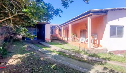 Duas casas terreno 10×30 Jardim Porto alegre Alvorada
