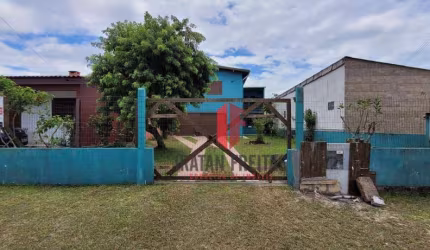 Sobrado com 6 dormitórios à venda, 200 m² por R$ 485.000,00 - Balneário Atlântico - Arroio do Sal/RS