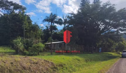 Chácara com 3 dormitórios à venda por R$ 371.000,00 - Centro - Itati/RS