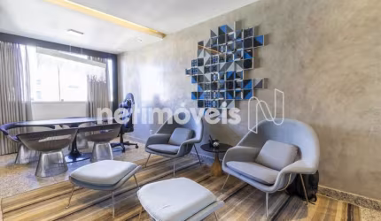 Apartamento cobertura à venda no bairro Lourdes com 215 m² e 3 dormitórios/quartos.