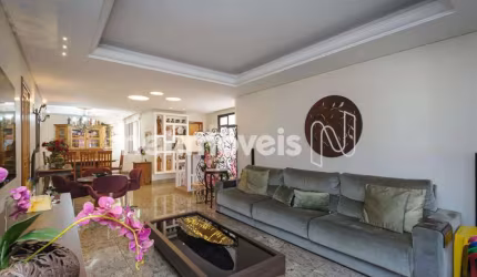 Apartamento à venda no bairro Serra com 210 m² e 4 dormitórios/quartos disponíveis.
