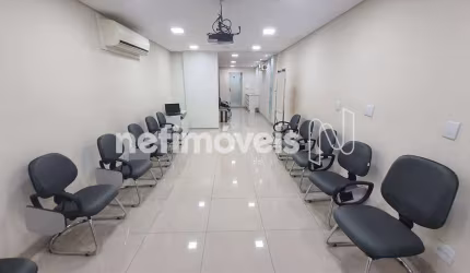 Loja para Alugar em Santa Efigênia - 74 m² de Espaço Disponível para Seu Negócio