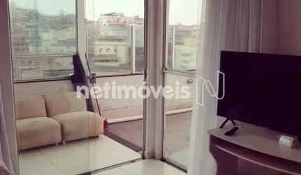 Cobertura à Venda com 136m², 3 dormitórios, Bairro Sagrada Família.
