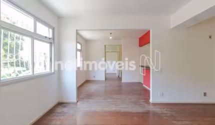 Apartamento à venda com 110 m², 3 dormitórios no bairro Serra. Aproveite!