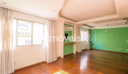 Apartamento à venda no bairro São Pedro com 4 dormitórios e área de 135 m².