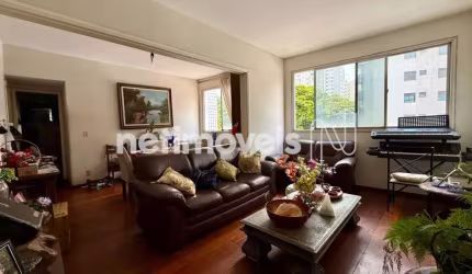 Apartamento à venda no Sion com 4 dormitórios e 120 m² de área útil disponíveis.