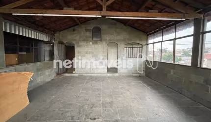 Casa residencial à venda no bairro Caiçaras com 4 dormitórios e 470 m².