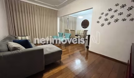 Apartamento à venda no bairro Funcionários com 130 m² e 4 dormitórios/quartos.