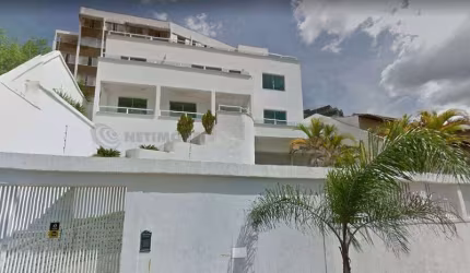 Casa residencial à venda no bairro Santa Lúcia com 600 m² e 3 dormitórios/quartos.