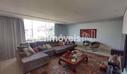 Apartamento à venda no bairro Cruzeiro com 154 m² e 3 dormitórios/quartos disponíveis.
