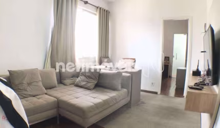 Apartamento à venda no bairro Funcionários com 40 m² e 1 dormitório/quarto