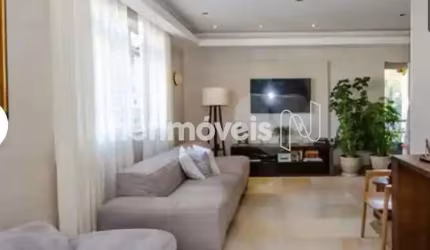 Apartamento à venda no bairro Buritis com 140 m² e 4 dormitórios/quartos disponíveis